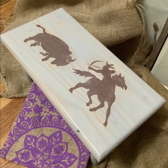 ⭐️HP Southwest Themed Wood Step Stool - Picture 3 of 14